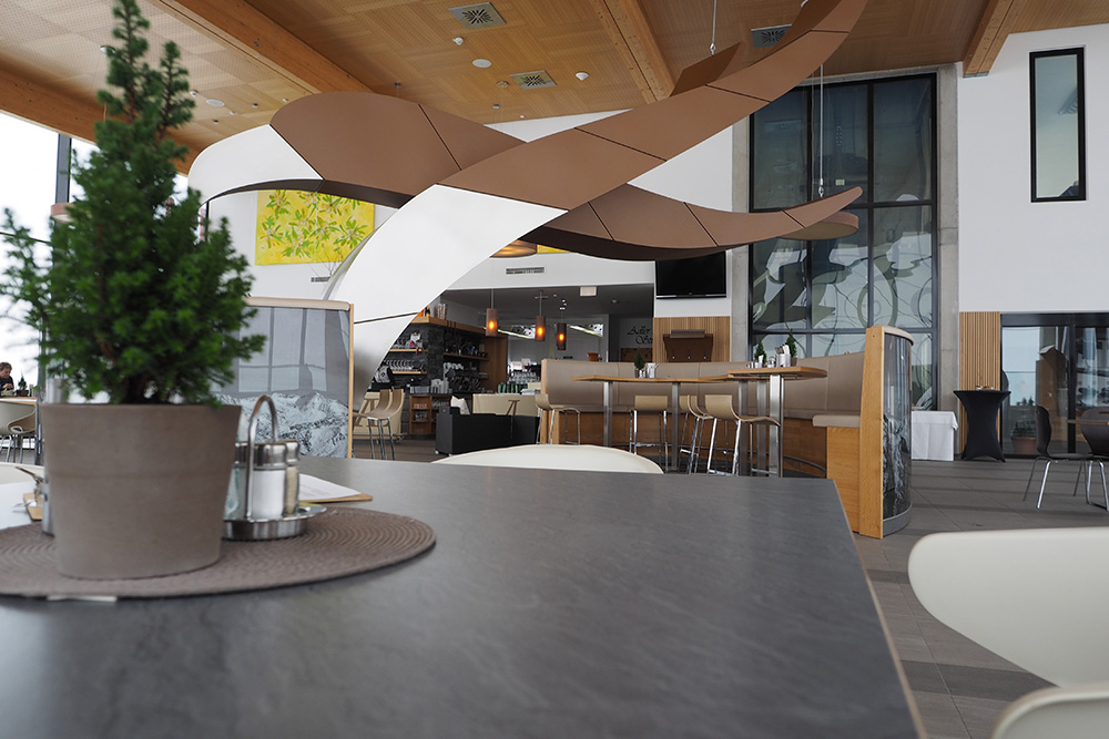 Reštaurácia Adler Lounge - najvyššie položená reštaurácia s Michelinovou hviezdou vo Východnom Tirolsku.