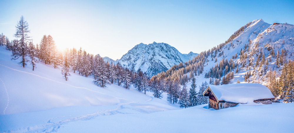 Lyžovačka v rakúskych Alpách, to je pohodlie, tip-top upravené zjazdovky a príjemná únava z nalyžovaných kilometrov. Foto: Shutterstock